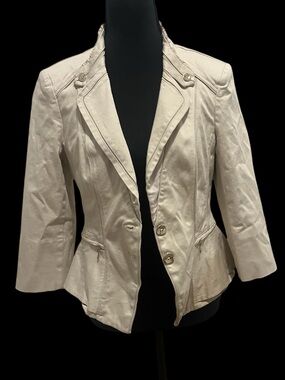 White House Black Market Fitted Beige Tailored Blazer Jacket size 6